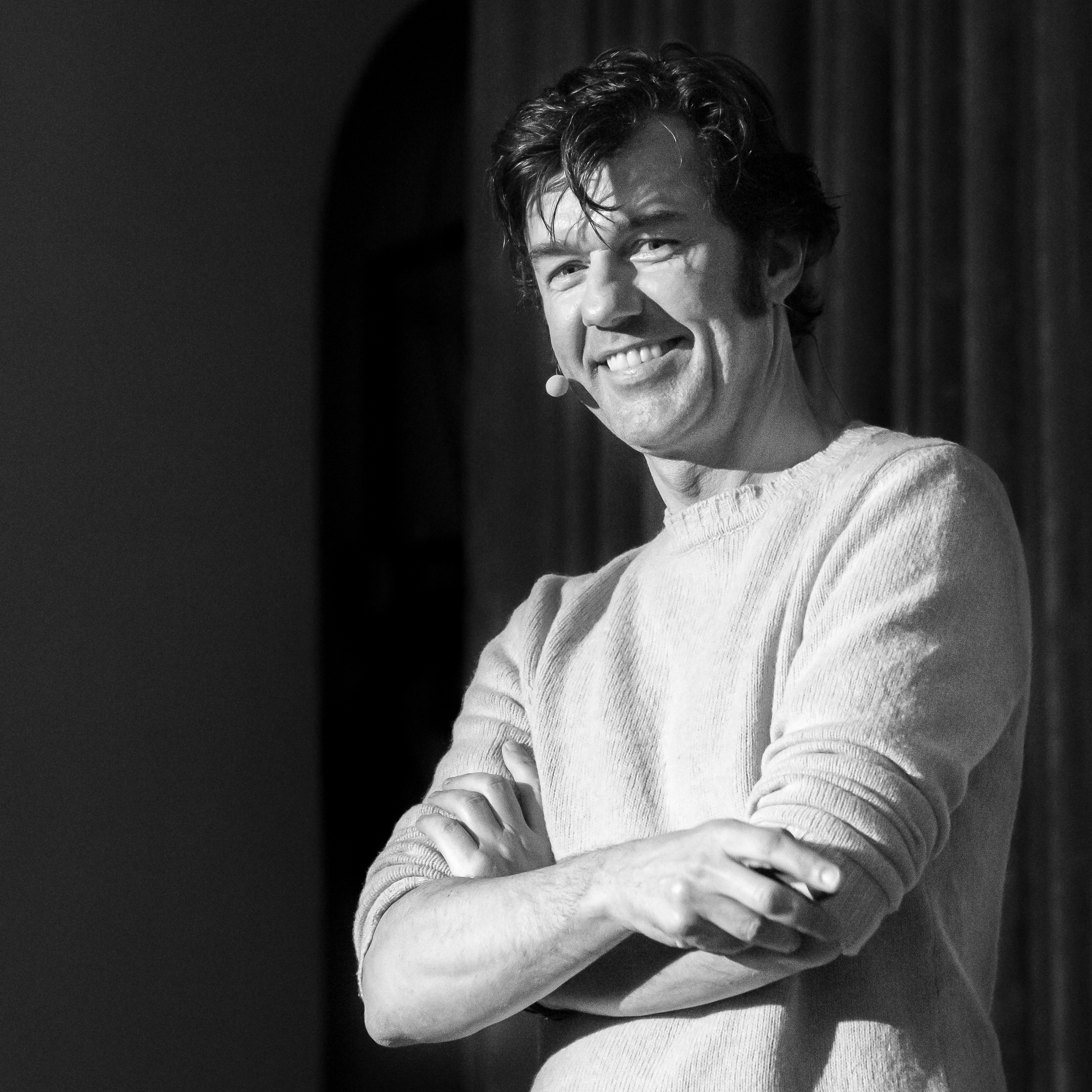 Stefan Sagmeister à la conférence Beyond Tellerrand, Munich, en 2018 — portrait de contexte