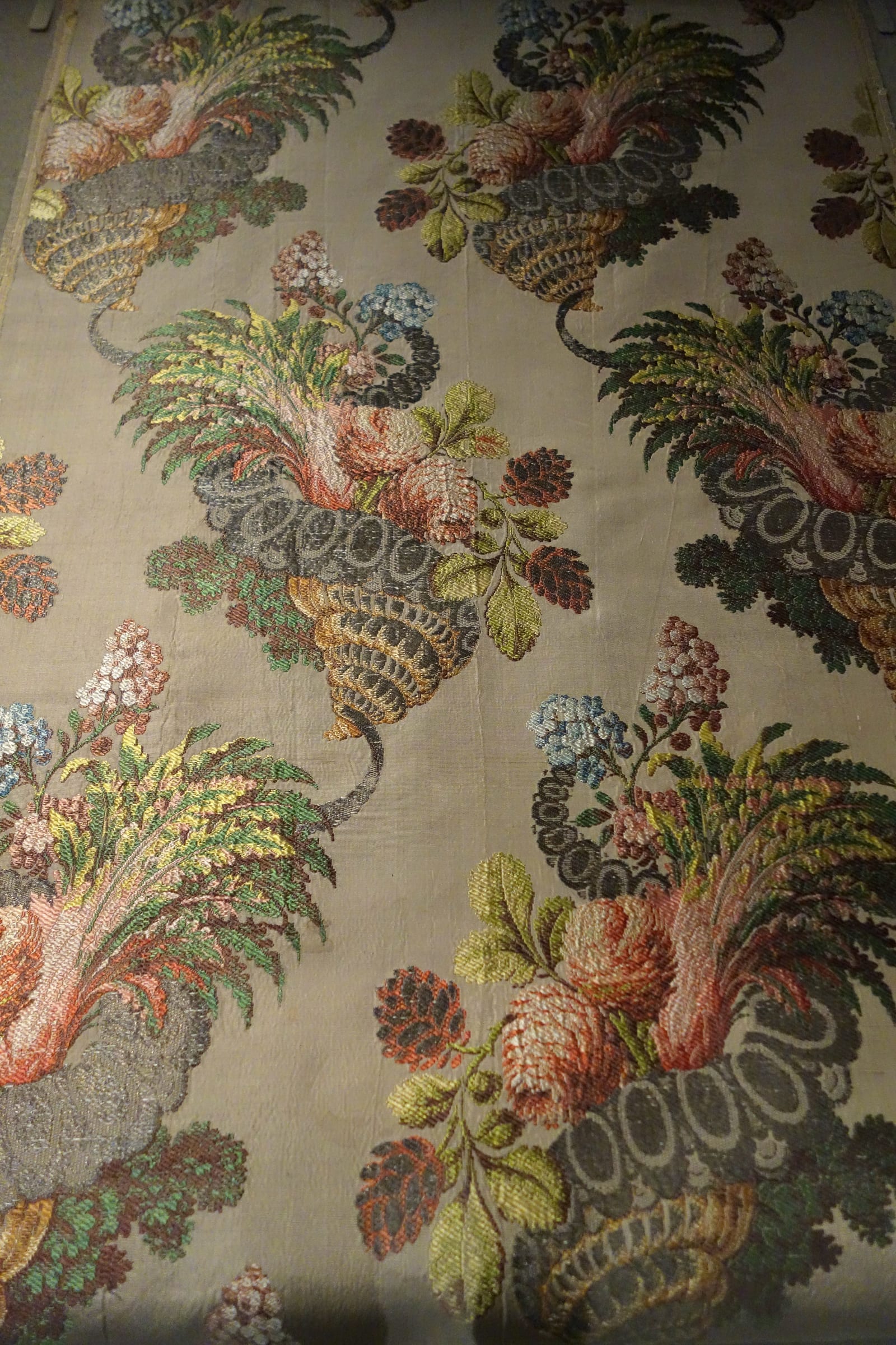 Robe rococo du XVIIIe sièclé