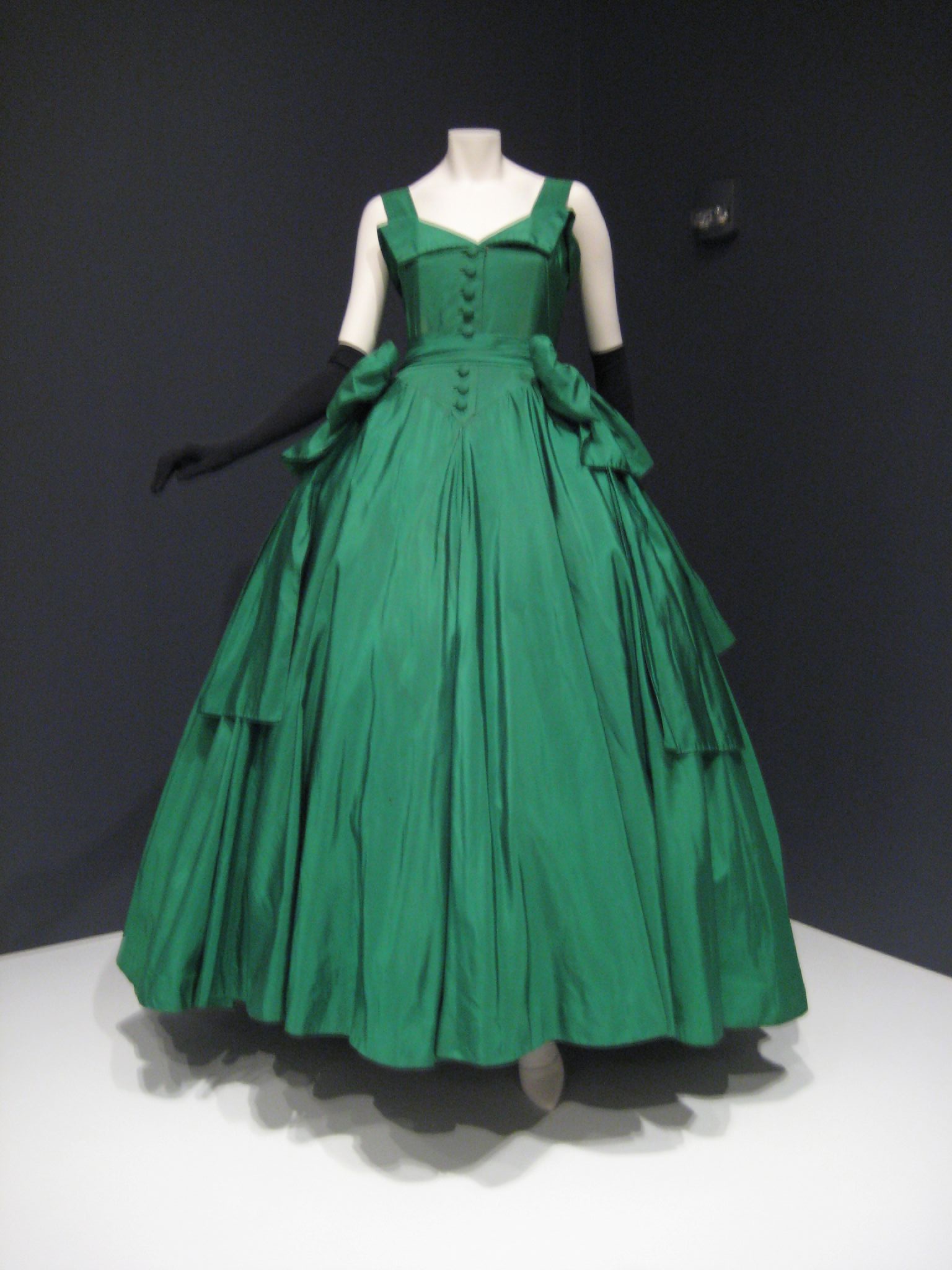 Robe Christian Dior évoquant le New Look de la fin des années 1940