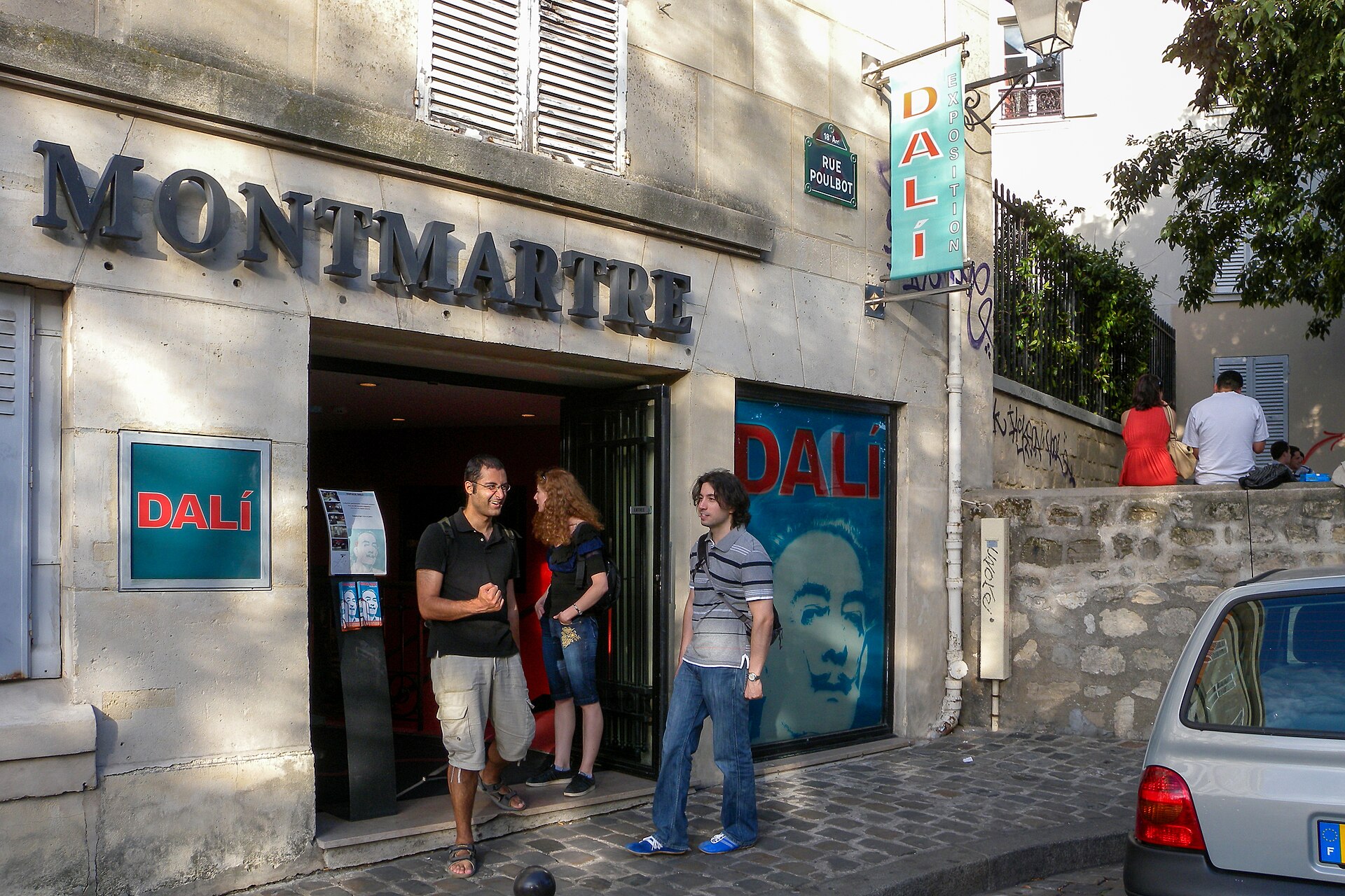 Dali Paris — vue depuis Wikimedia Commons
