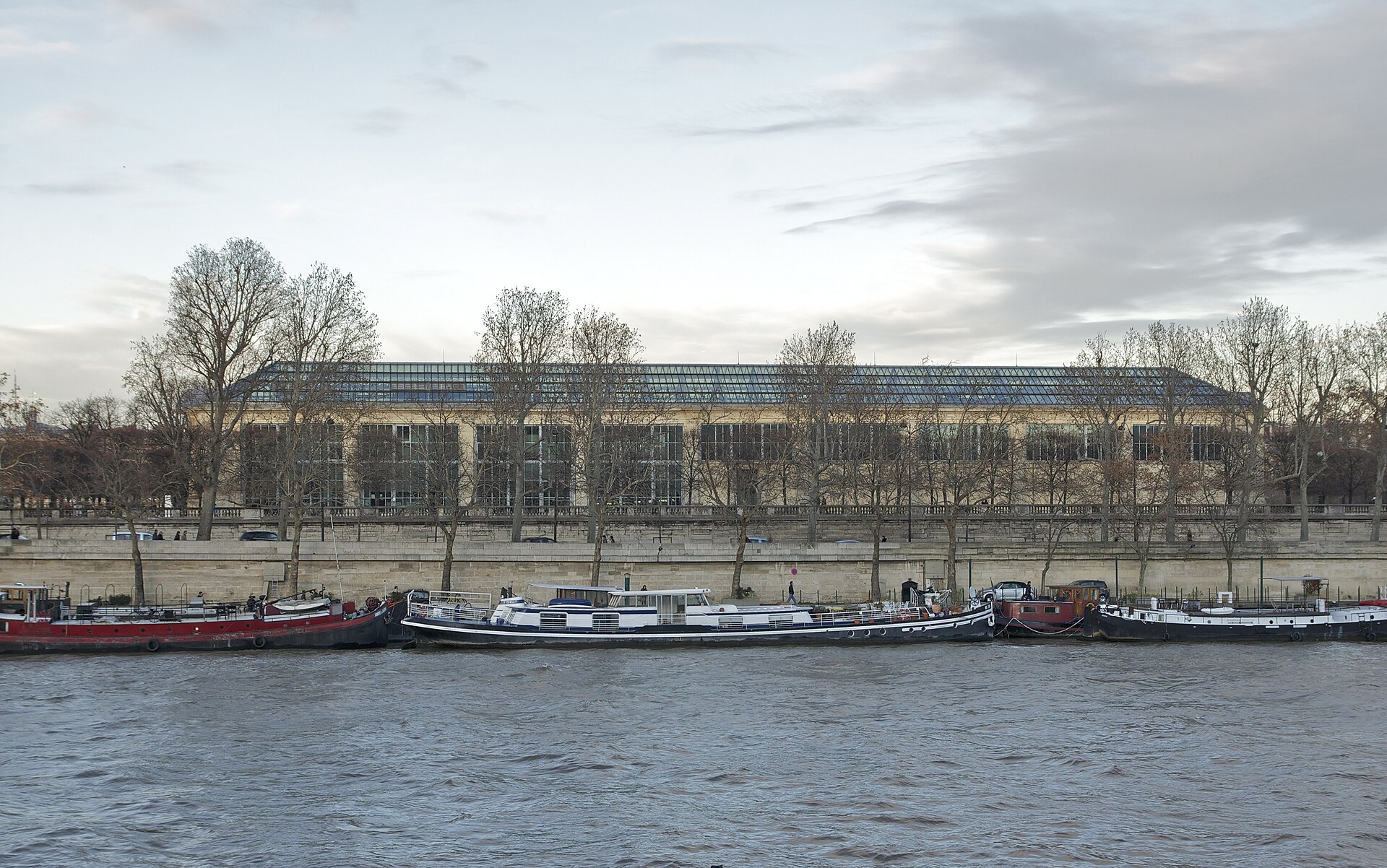 Musée de l'Orangerie — vue depuis Wikimedia Commons