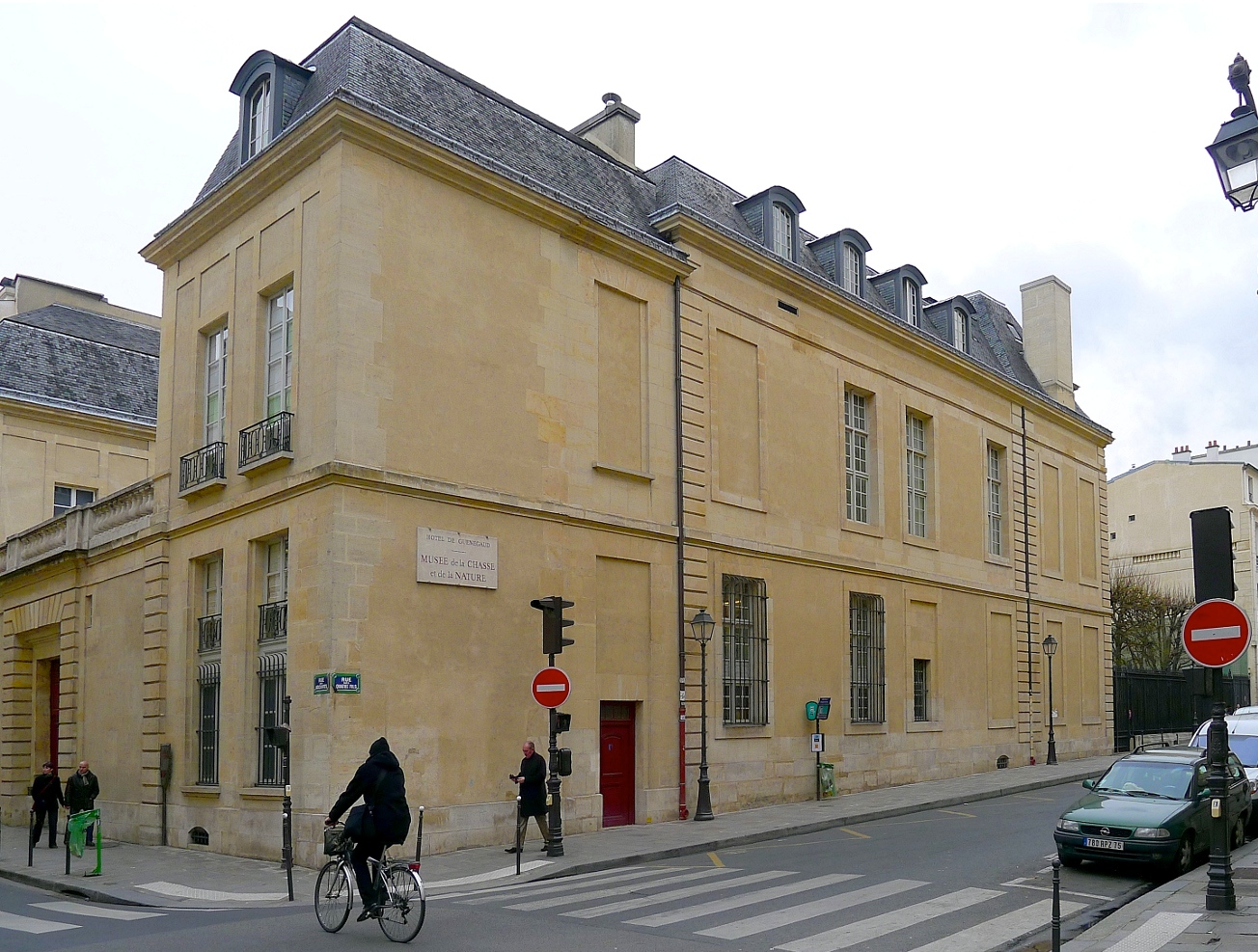 Musee de la Chasse et de la Nature — vue depuis Wikimedia Commons
