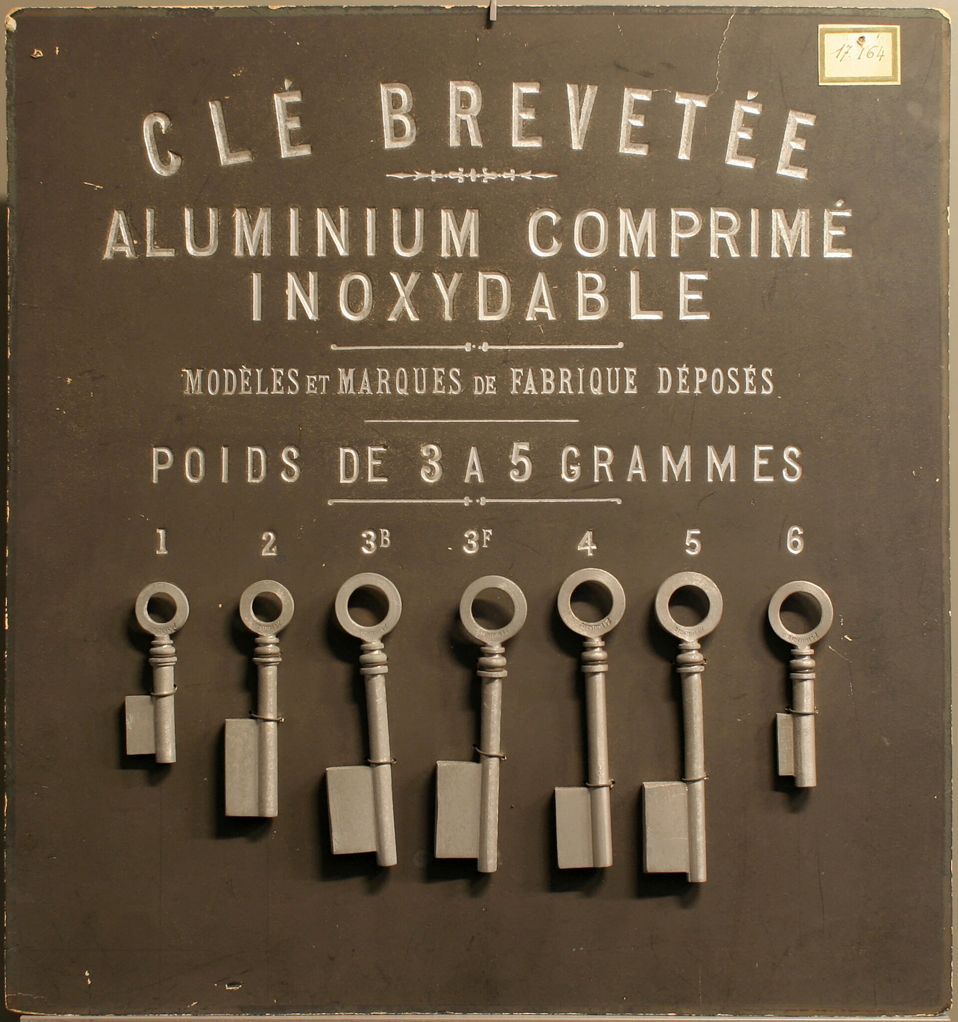 Musée des Arts et Métiers — vue depuis Wikimedia Commons